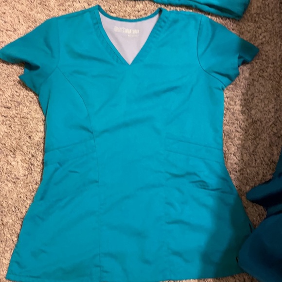 Scrubs - Picture 2 of 3